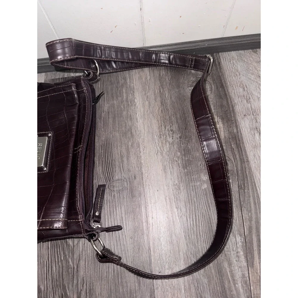 Relic Brown Crocodile Embossed Faux Leather Crossbody Bag Messenger Purse